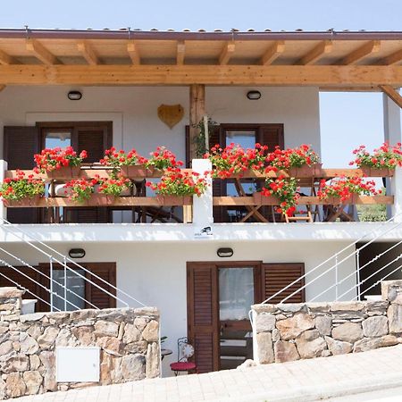 Appartement Blue Portrait House à Golfo Aranci Extérieur photo