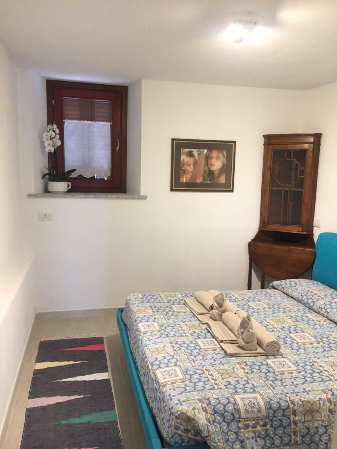 Appartement Blue Portrait House à Golfo Aranci Extérieur photo