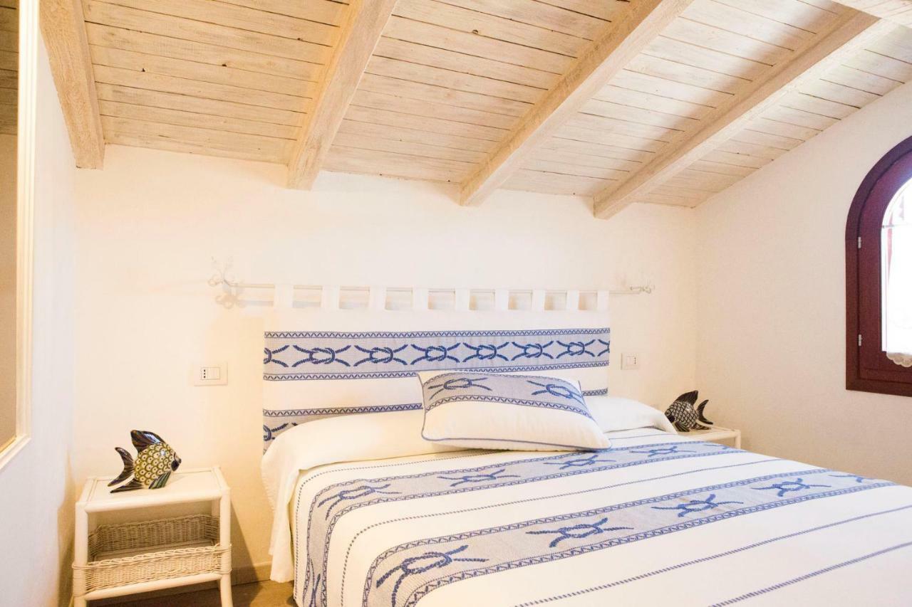 Appartement Blue Portrait House à Golfo Aranci Extérieur photo