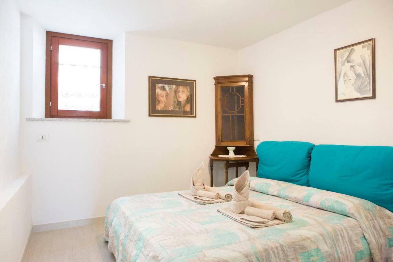 Appartement Blue Portrait House à Golfo Aranci Extérieur photo