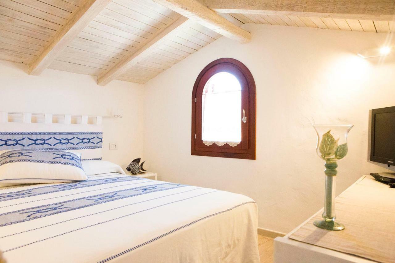 Appartement Blue Portrait House à Golfo Aranci Extérieur photo